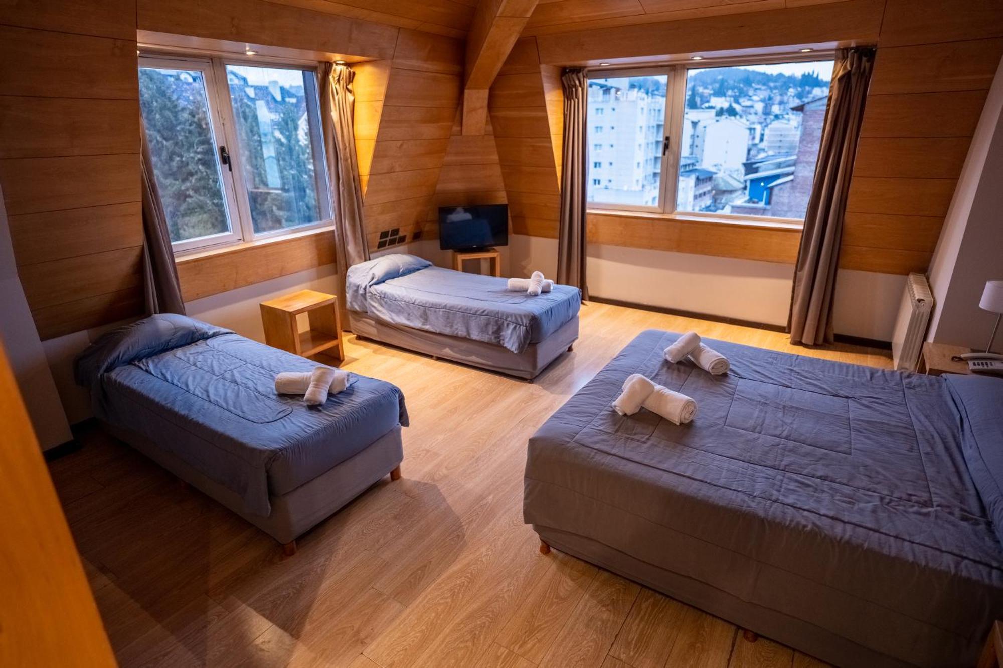 Hotel Bariloche Suites מראה חיצוני תמונה