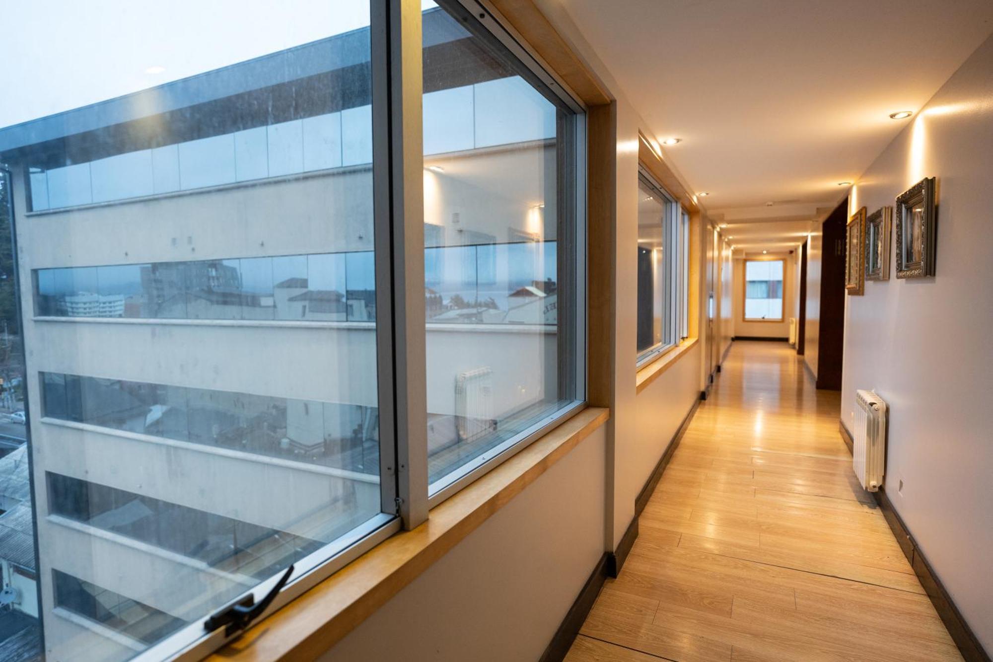 Hotel Bariloche Suites מראה חיצוני תמונה