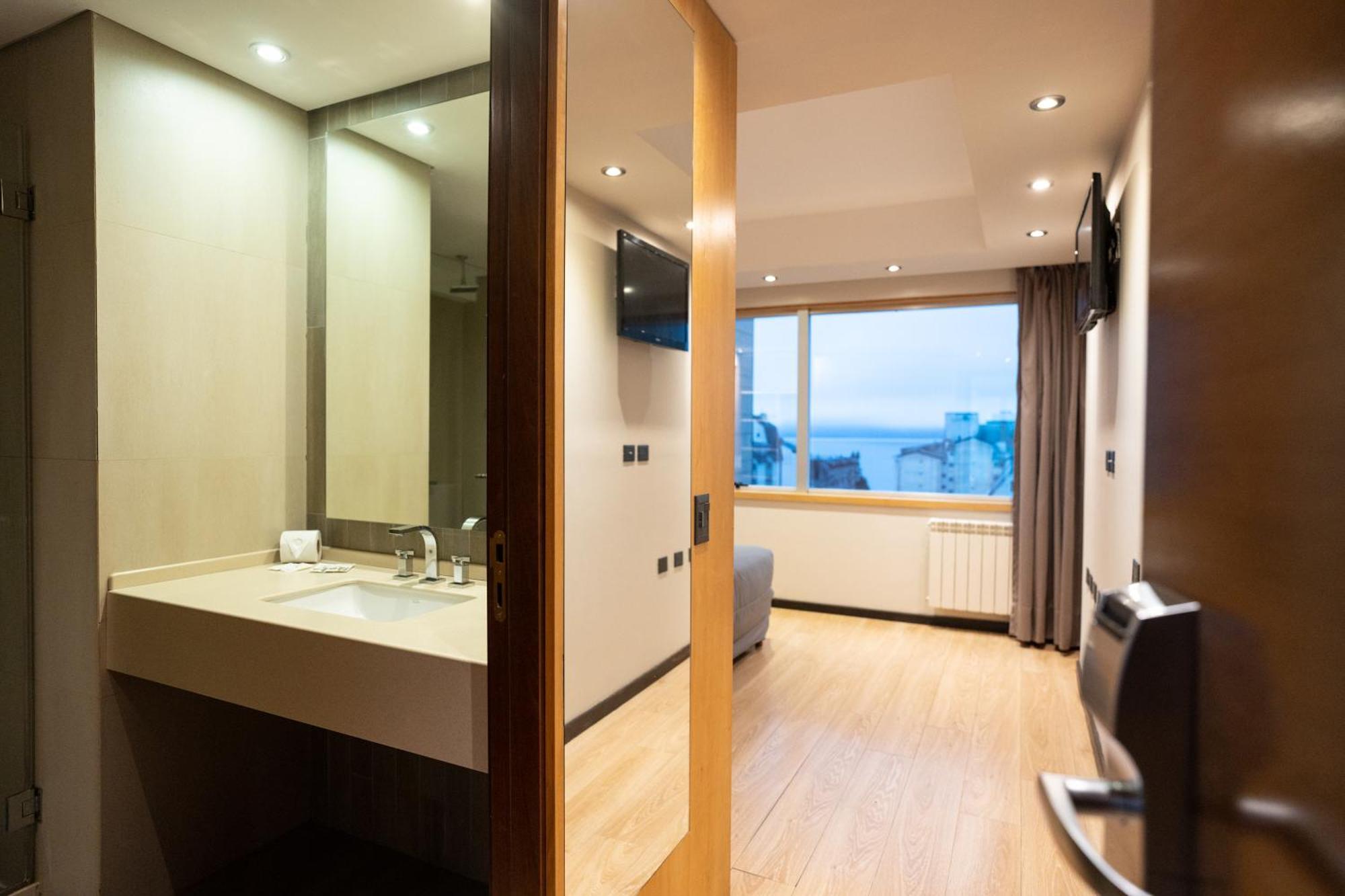 Hotel Bariloche Suites מראה חיצוני תמונה