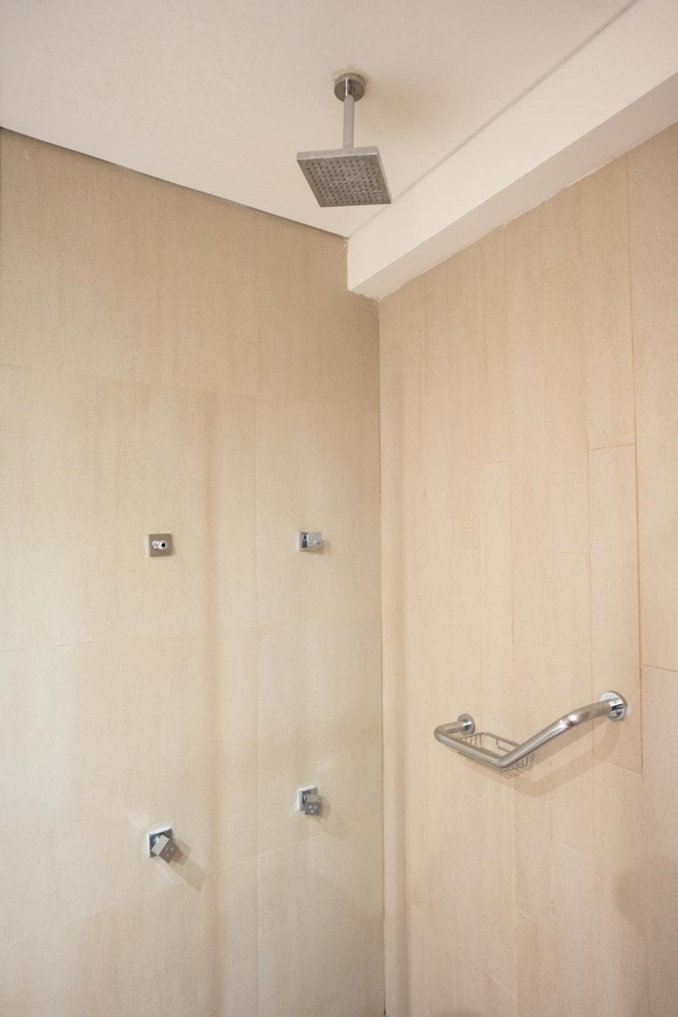 Hotel Bariloche Suites מראה חיצוני תמונה